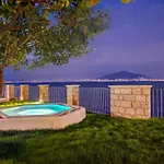 - Galidia Βίλα