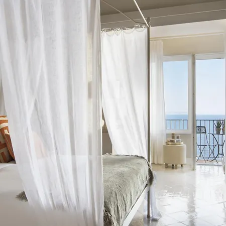 - Galidia ヴィラ ソレント